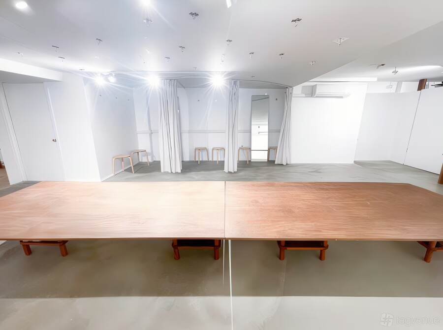 Platform and open floor, ready for changeover.